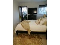 66 / 10 Grand Parade, Kawana Island