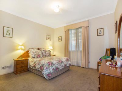 3 / 4 Levenia Street, St Albans