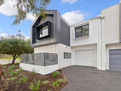28 Venus Way, Hillarys