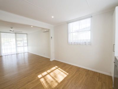 39 Martindale Cres, Seymour