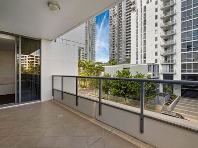 409 / 1-3 Aqua Street, Southport