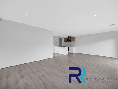 8 POWLETT STREET, Werribee