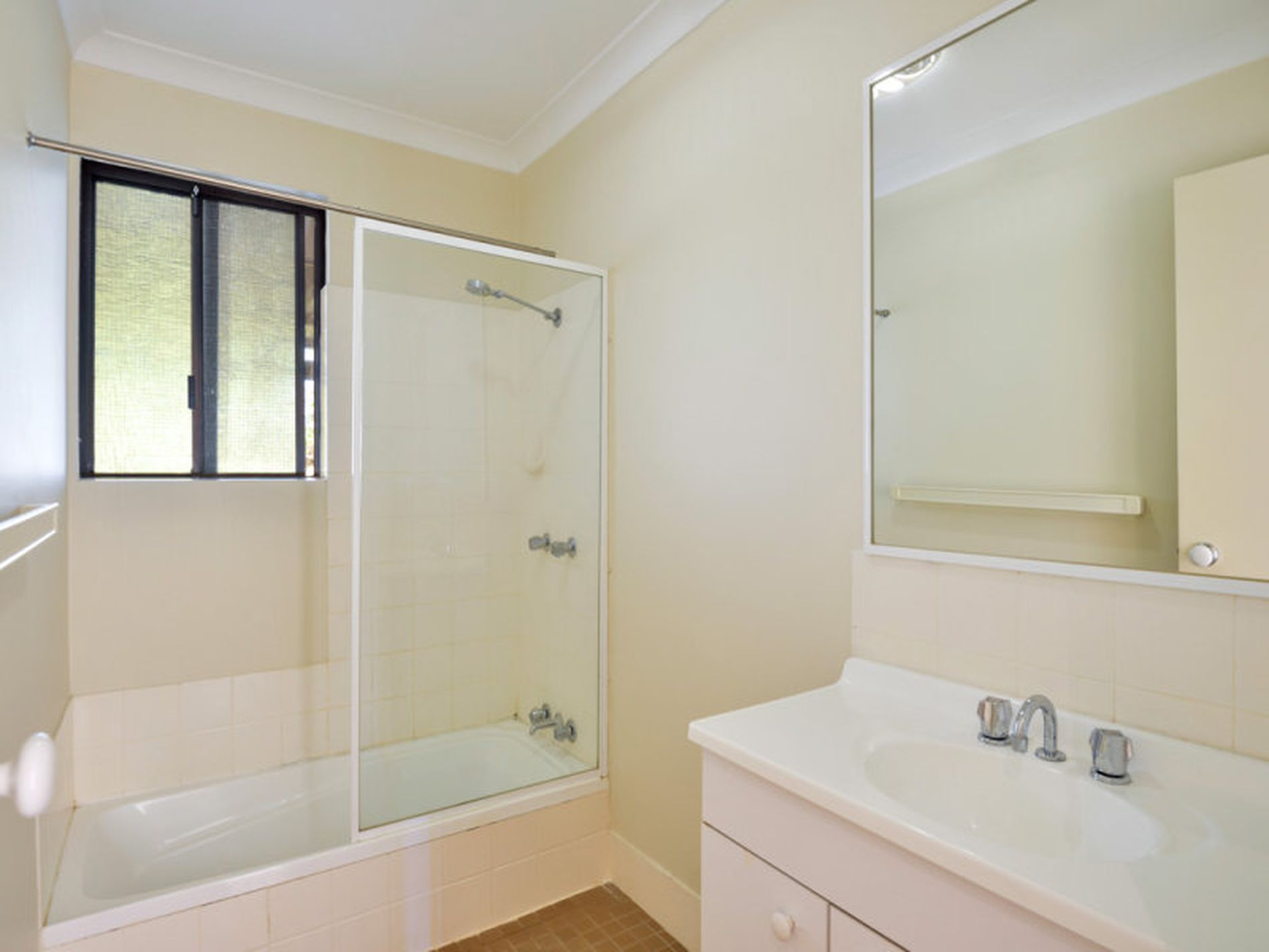 27 Shaw Street, West Lamington