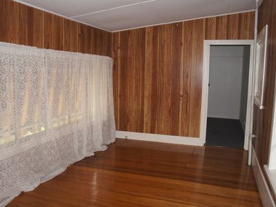 16 Johnson Street, Horsham