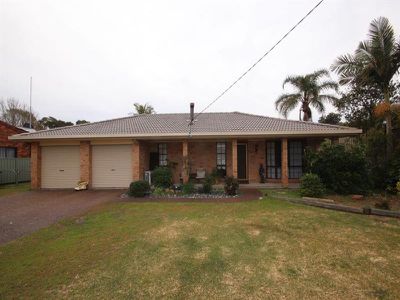 79 Clemenceau Cres, Tanilba Bay