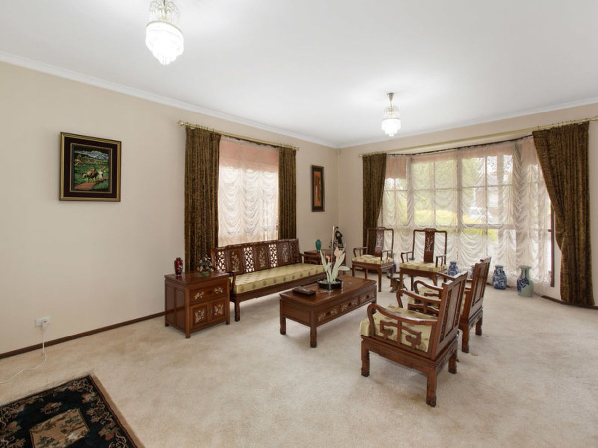 88 Bellbrook Drive, Dandenong North