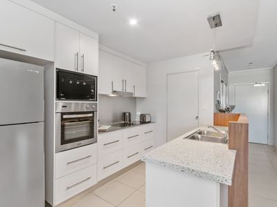 803 / 122 Walker Street, Townsville City
