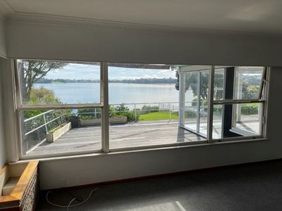 41 Lake View Road, Takapuna