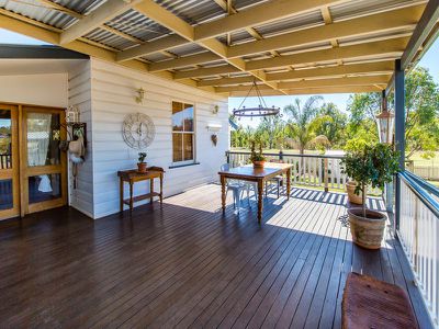 992 River Road, Kingaroy