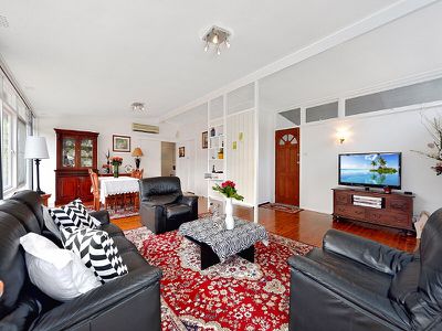 204 Kissing Point Road, Turramurra