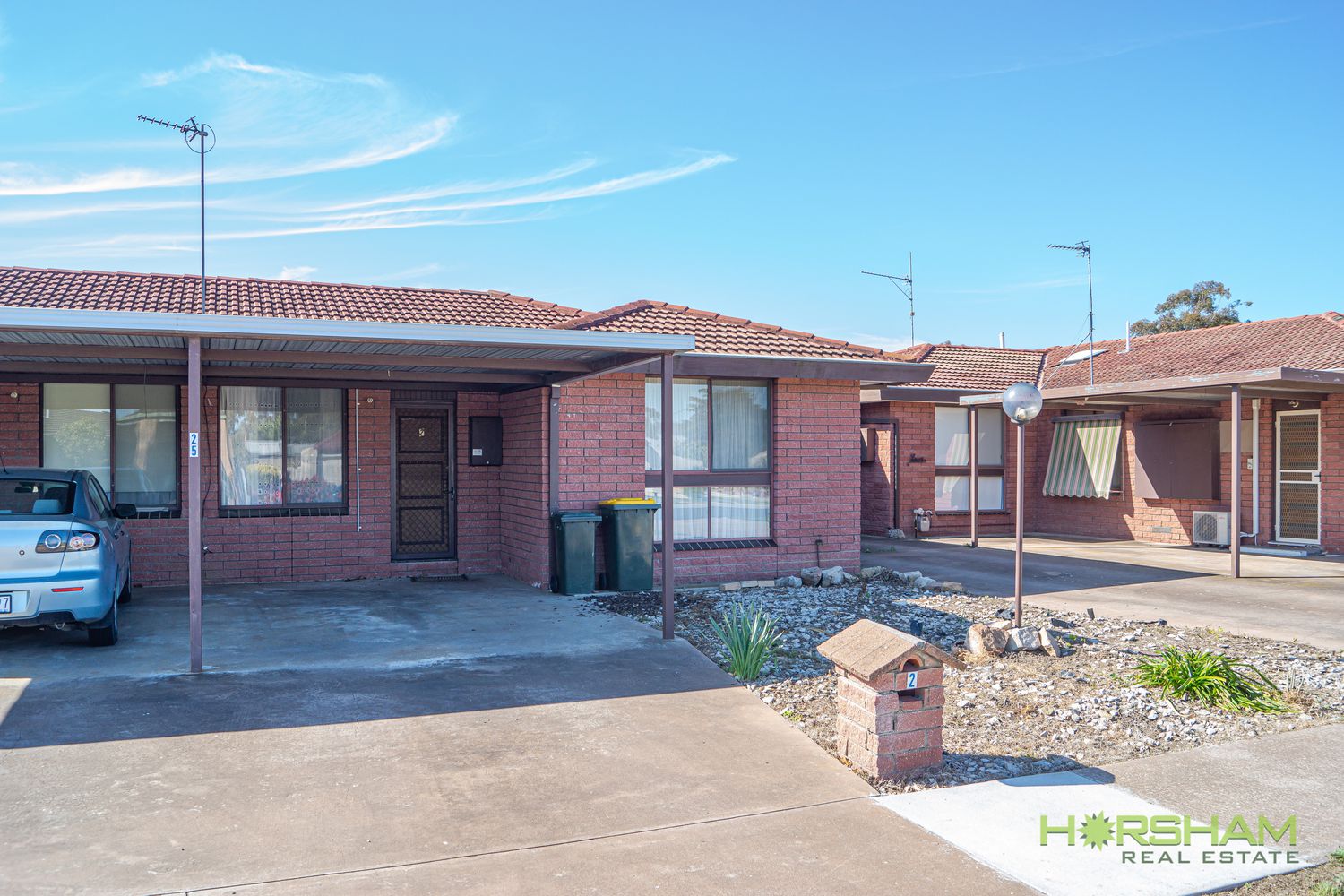 2 / 25 Carter Street, Horsham