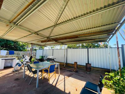 25 Belshore Street, Moranbah