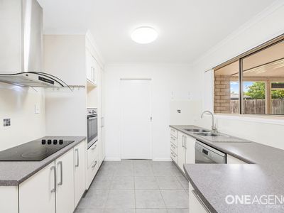 8 Eyre Court, Urraween