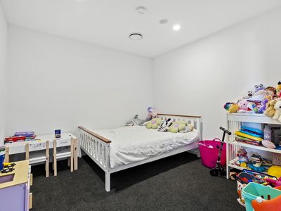 51005 / 5 Harbour Side Court, Biggera Waters