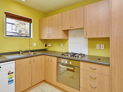5 / 25 Grove Road, Addington