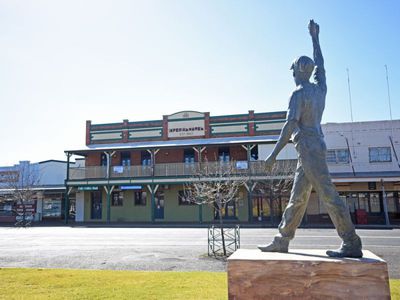 11 Burraway Street, Narromine