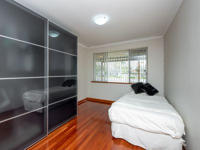 449 Grand Promenade, Dianella