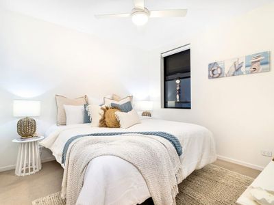 7 Marina Court, Hope Island