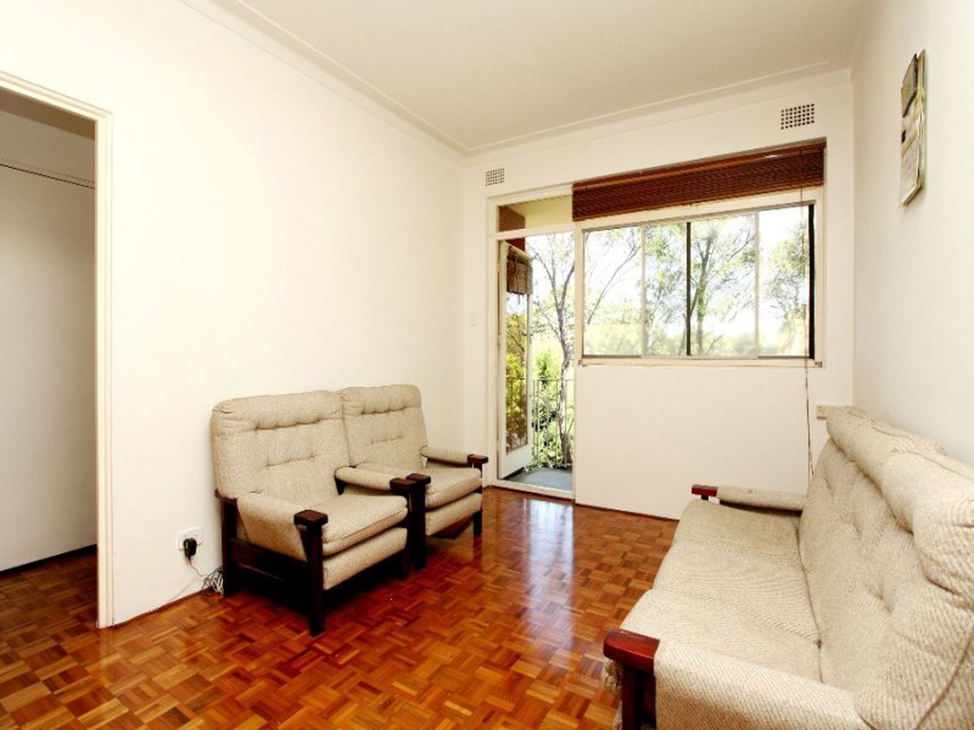 5 / 34 Flora Street, Roselands