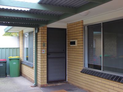 4 / 5 BELL COURT, Wodonga