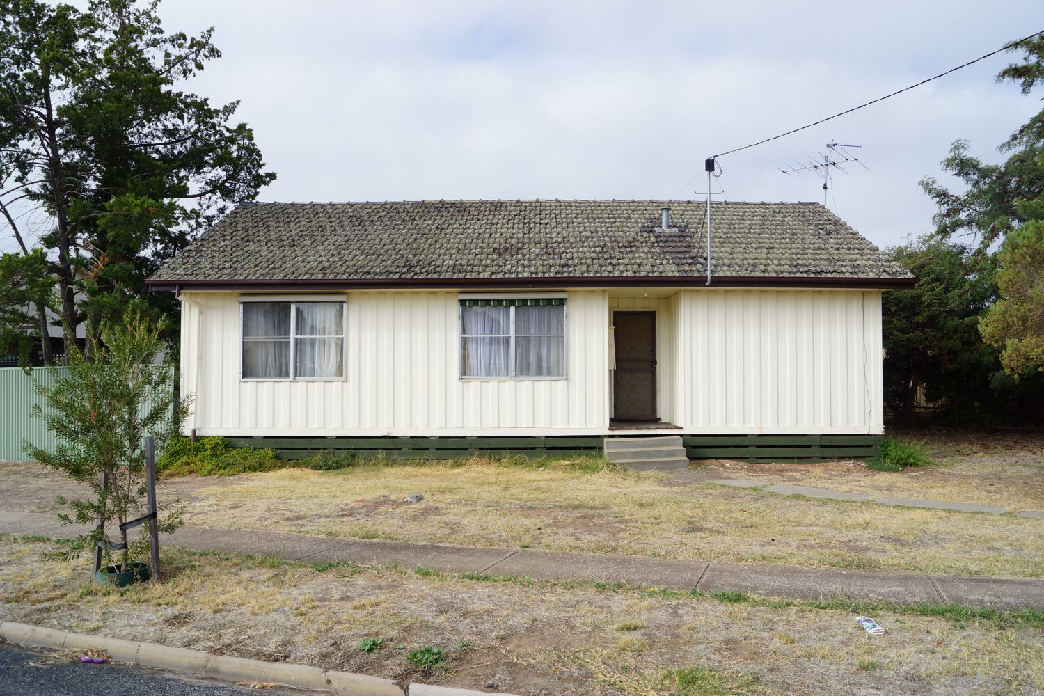 70 Albert Street, Horsham