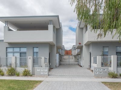 6/4 Waterloo Street, Joondanna