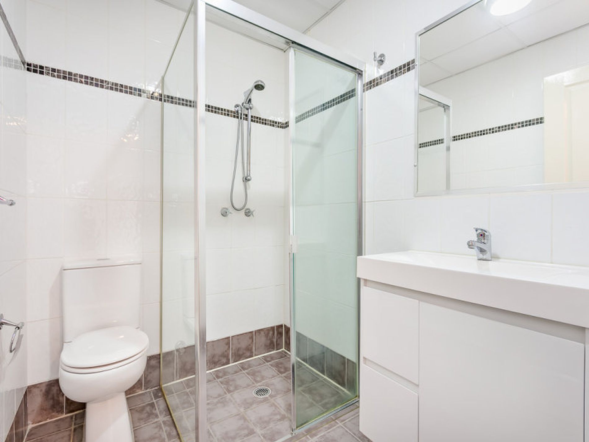 11 / 44-46 Cecil Avenue, Castle Hill