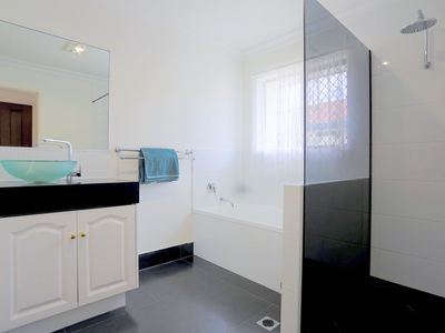 5 Monaco Drive, Zilzie