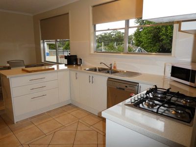 8 Sinclair Cres, Seymour