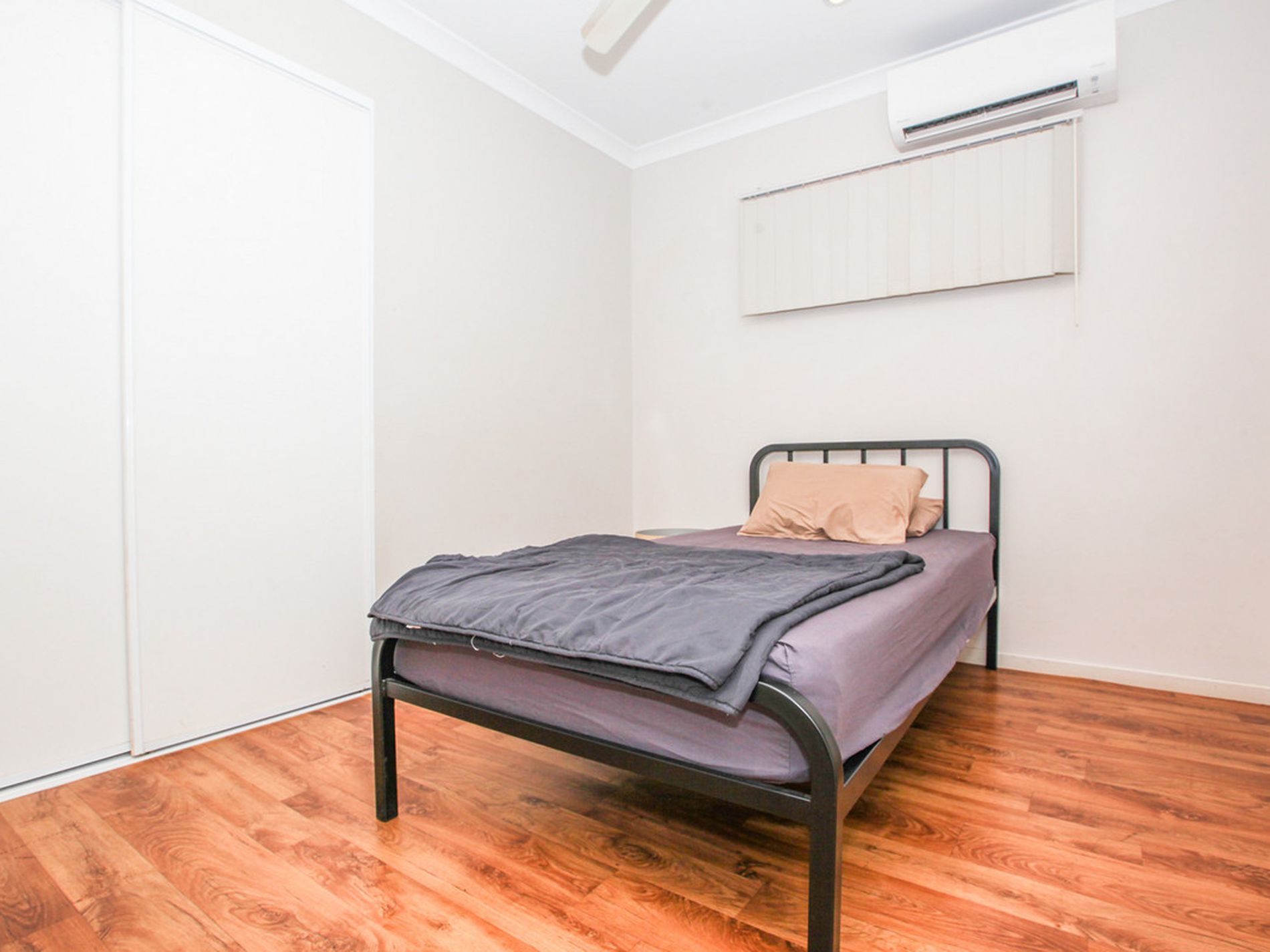 16B Somerset Crescent, South Hedland