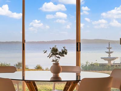 18 The Esplanade, North Arm Cove