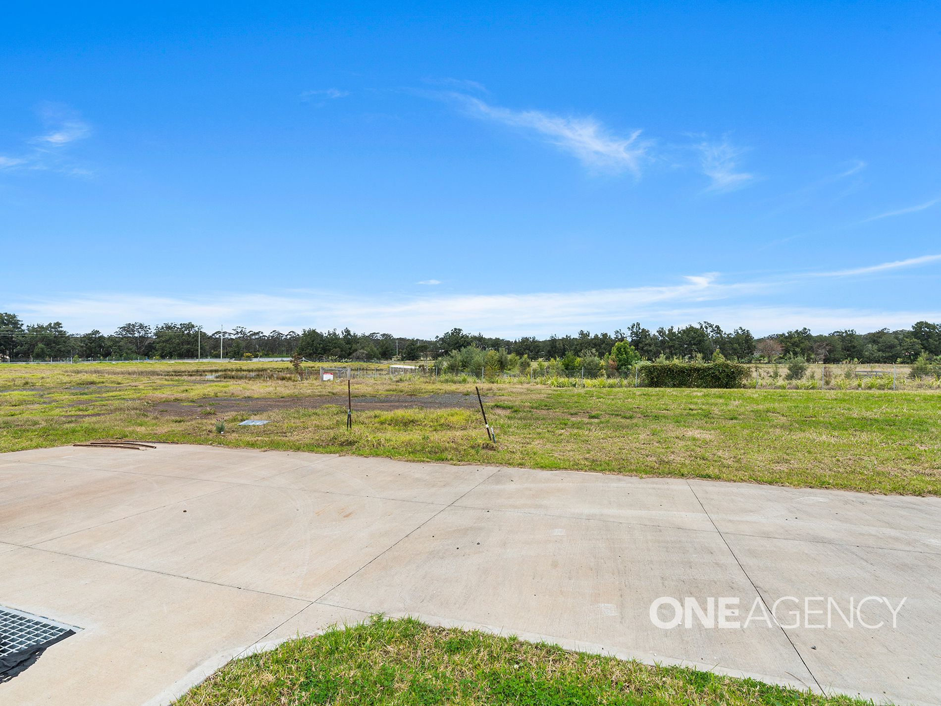 99 Lancaster Drive, Badagarang