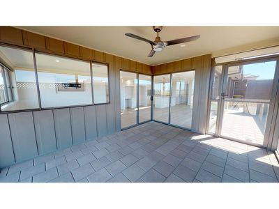 24 Waterfall Crescent, Dubbo
