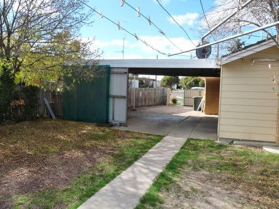 13 Forsyth Avenue, Horsham
