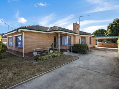 24 Irwin Avenue, Wangaratta