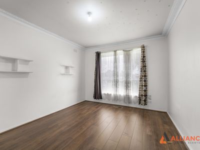 44 ANGUS STREET, Hadfield