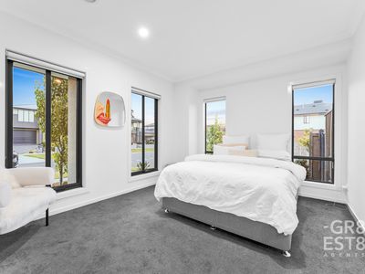 9 Titch Street, Cranbourne