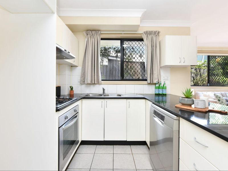 10 / 73 Underwood Road, Homebush