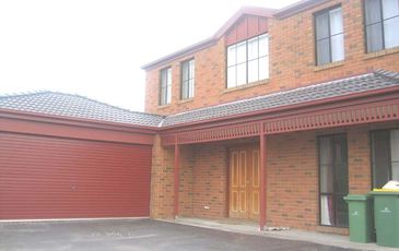 16 Viewbank Rise, Beaconsfield