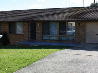3A Bells Close, Forster