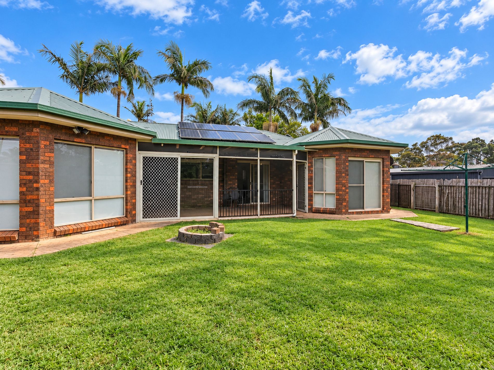 1 Twin Lakes Drive, Lake Haven
