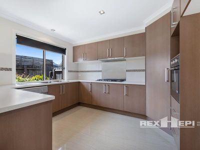 Unit 2 / 113 Clarendon Street, Cranbourne