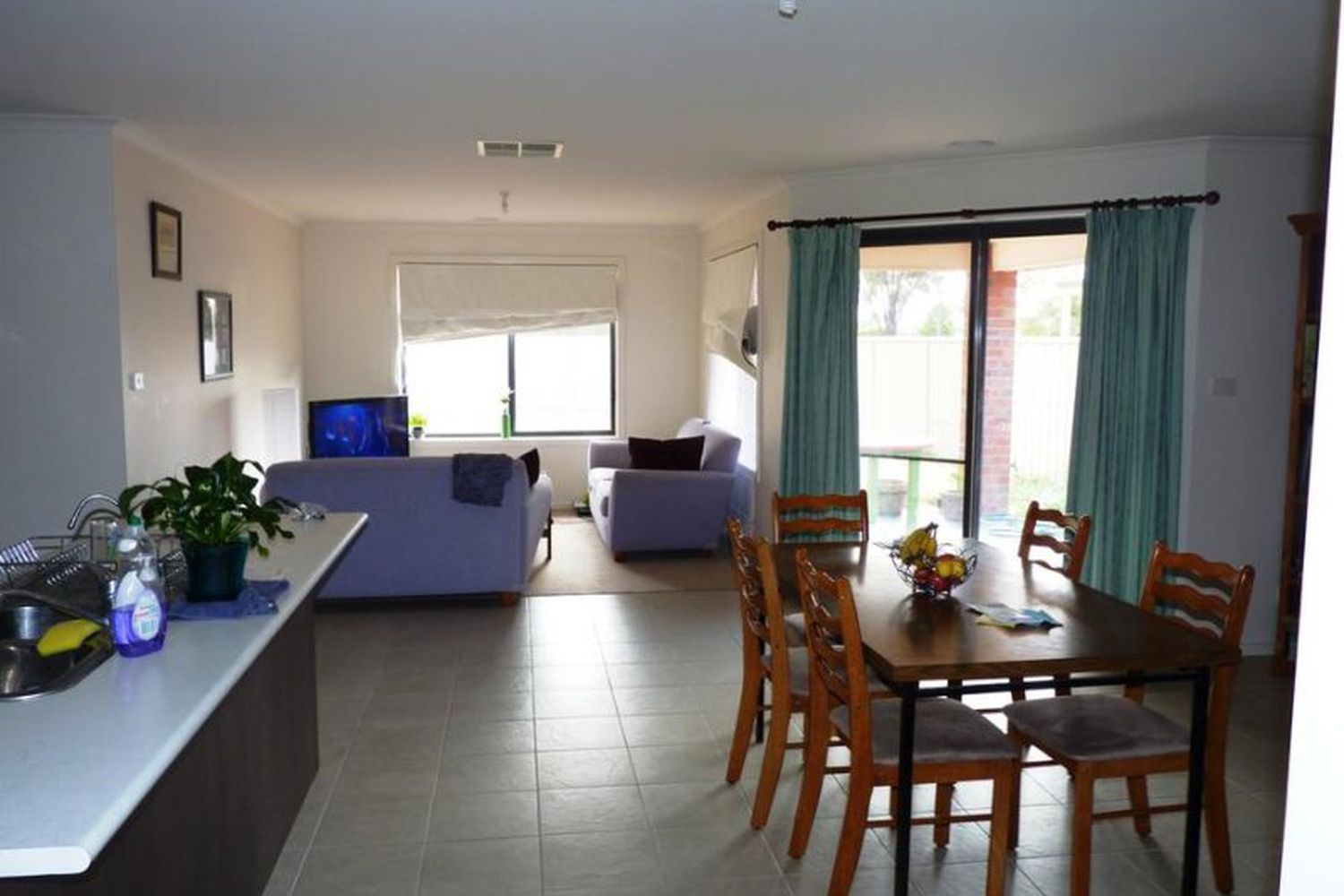 13 Matthews Court, Horsham
