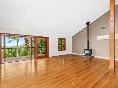 10-12 Main St, Montville