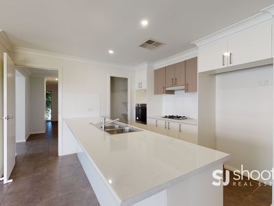 23 Sherrard Crescent, Dubbo