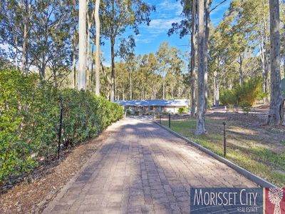 6 Searle Close, Cooranbong
