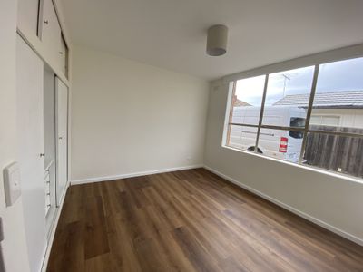3 / 1 Hampton Parade, West Footscray