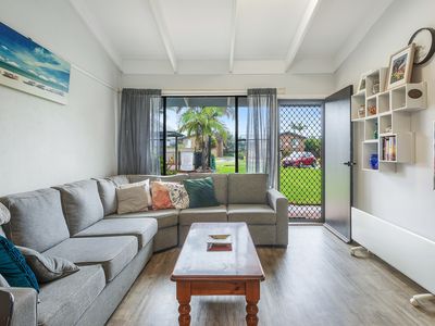 2 / 4 Calendo Court, Merimbula