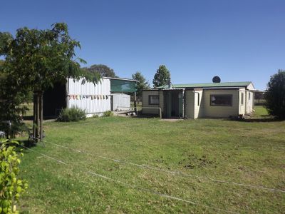 2 / 70 Lawler Road, Red Range
