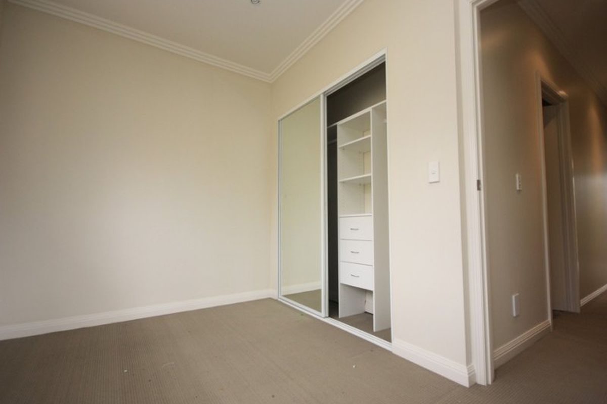 1 / 68 Beaconsfield Street, Silverwater